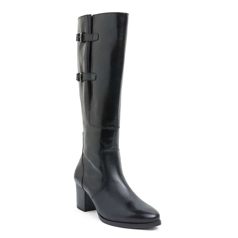 Dictate Boot in Black Leather