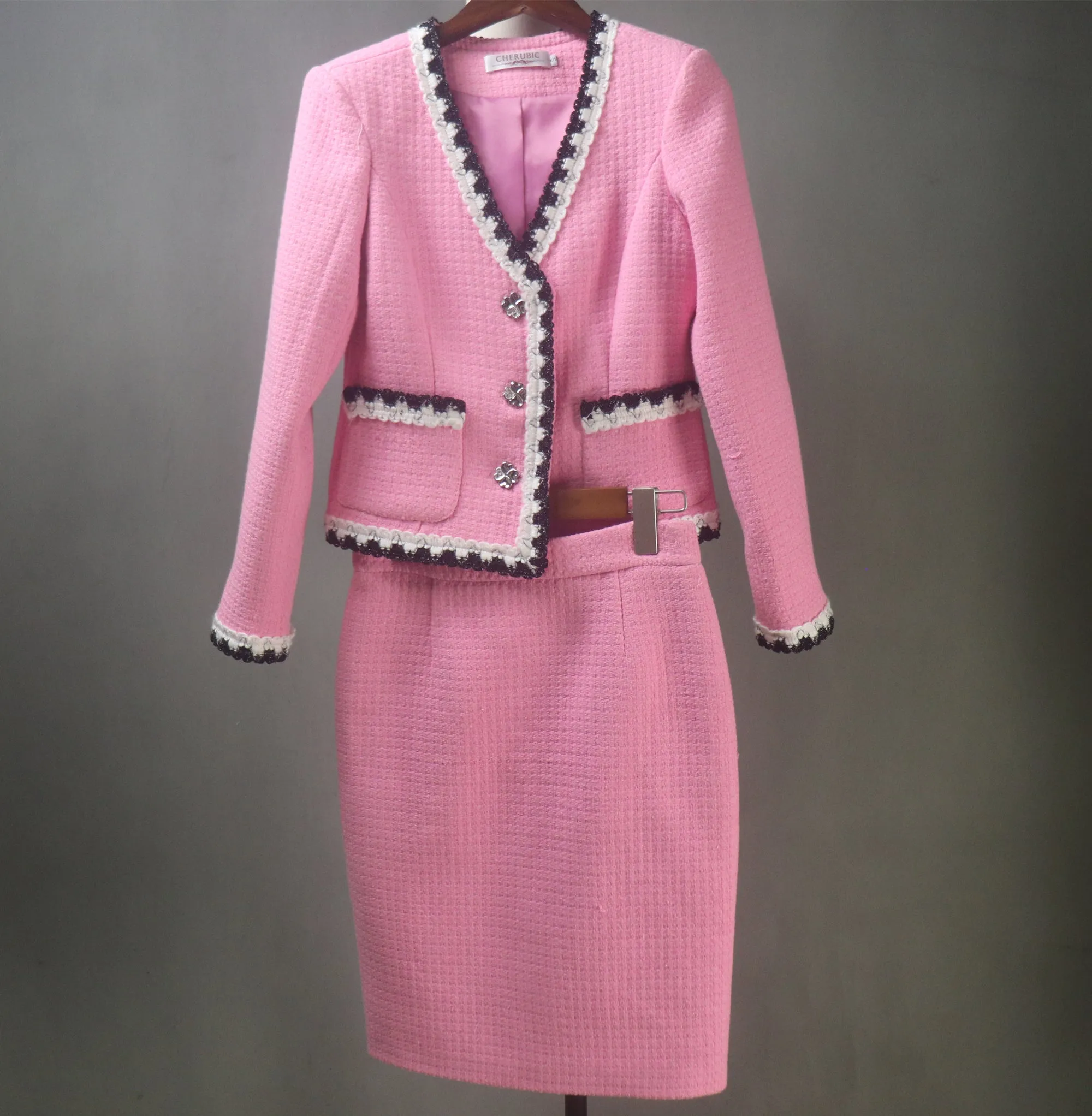 Elegant Custom-Made Spring Summer Tweed Hot Pink Suit