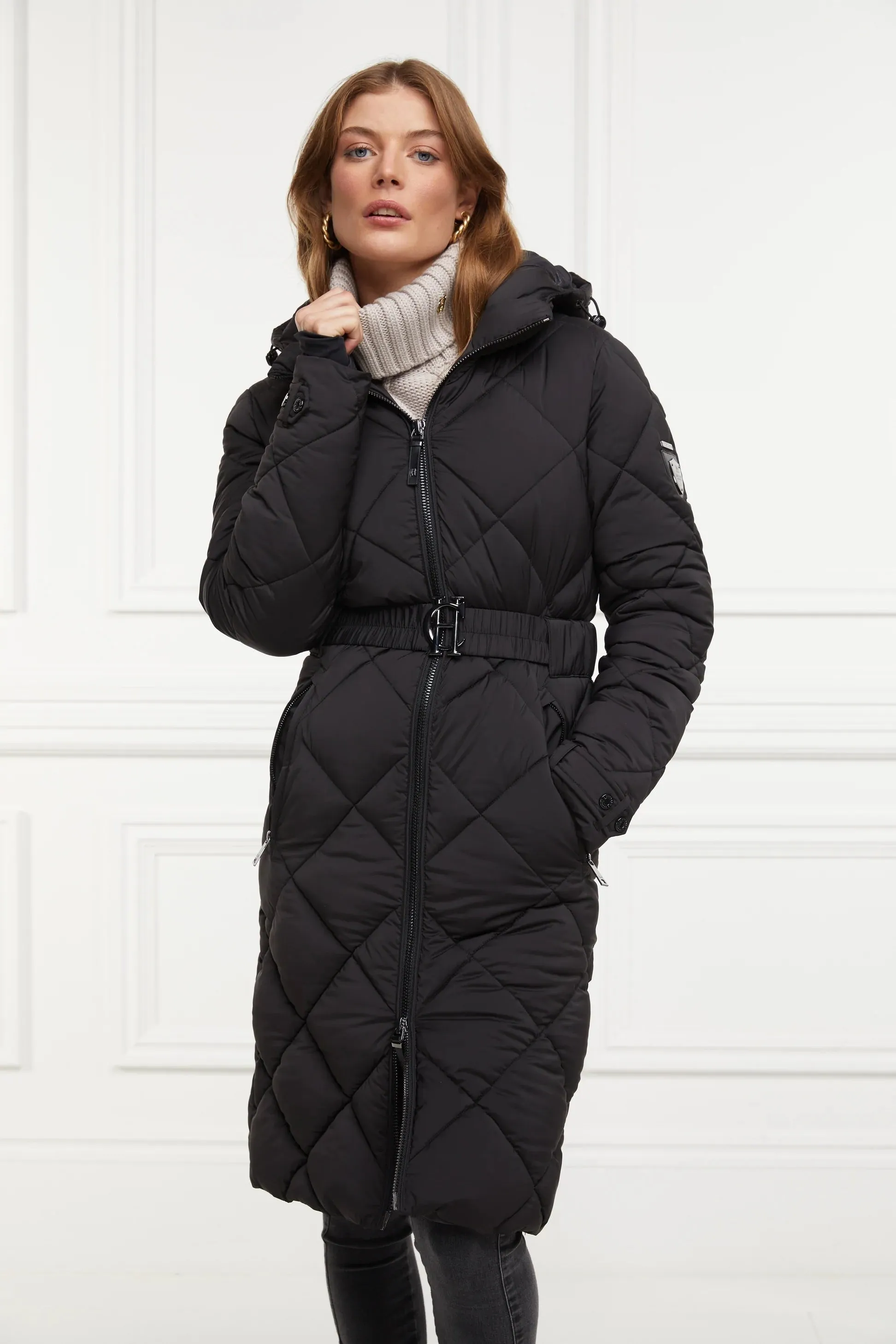 Holland Cooper Lausanne Quilted Ladies Jacket in Black