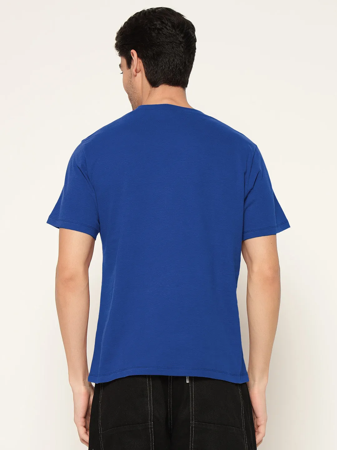 Men Royal Blue Solid Round Neck Pure Cotton T-Shirt