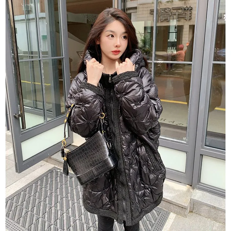 Quilted Loose Fit Thigh-Length Embroidery Thickened Puffer Jacket