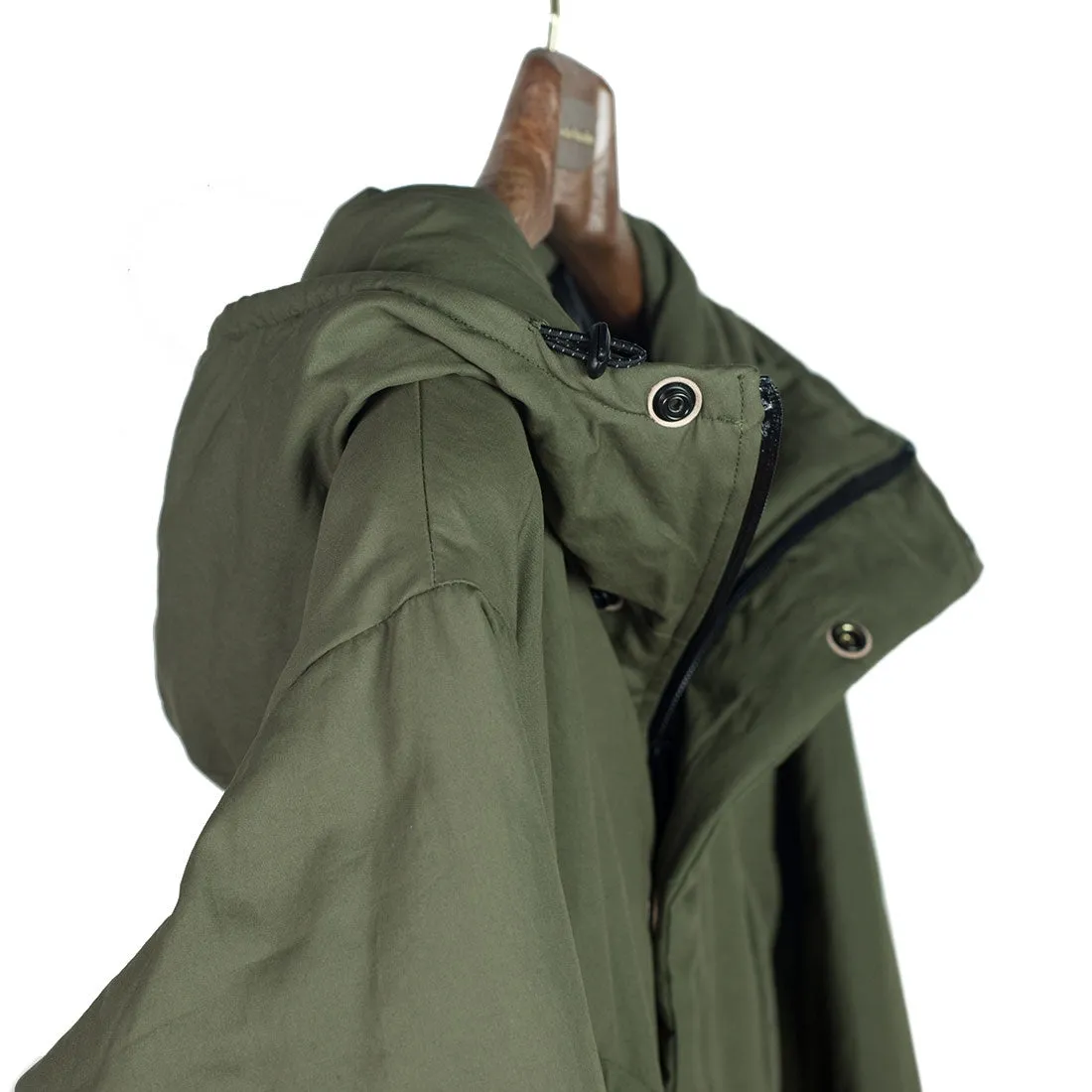 "Harry's Coat" parka in olive green water-resistant quilted Vancloth