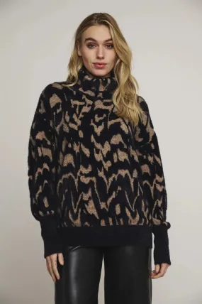 RINO & PELLE NAURA BOXY TURTLE NECK BLACK FEATHER