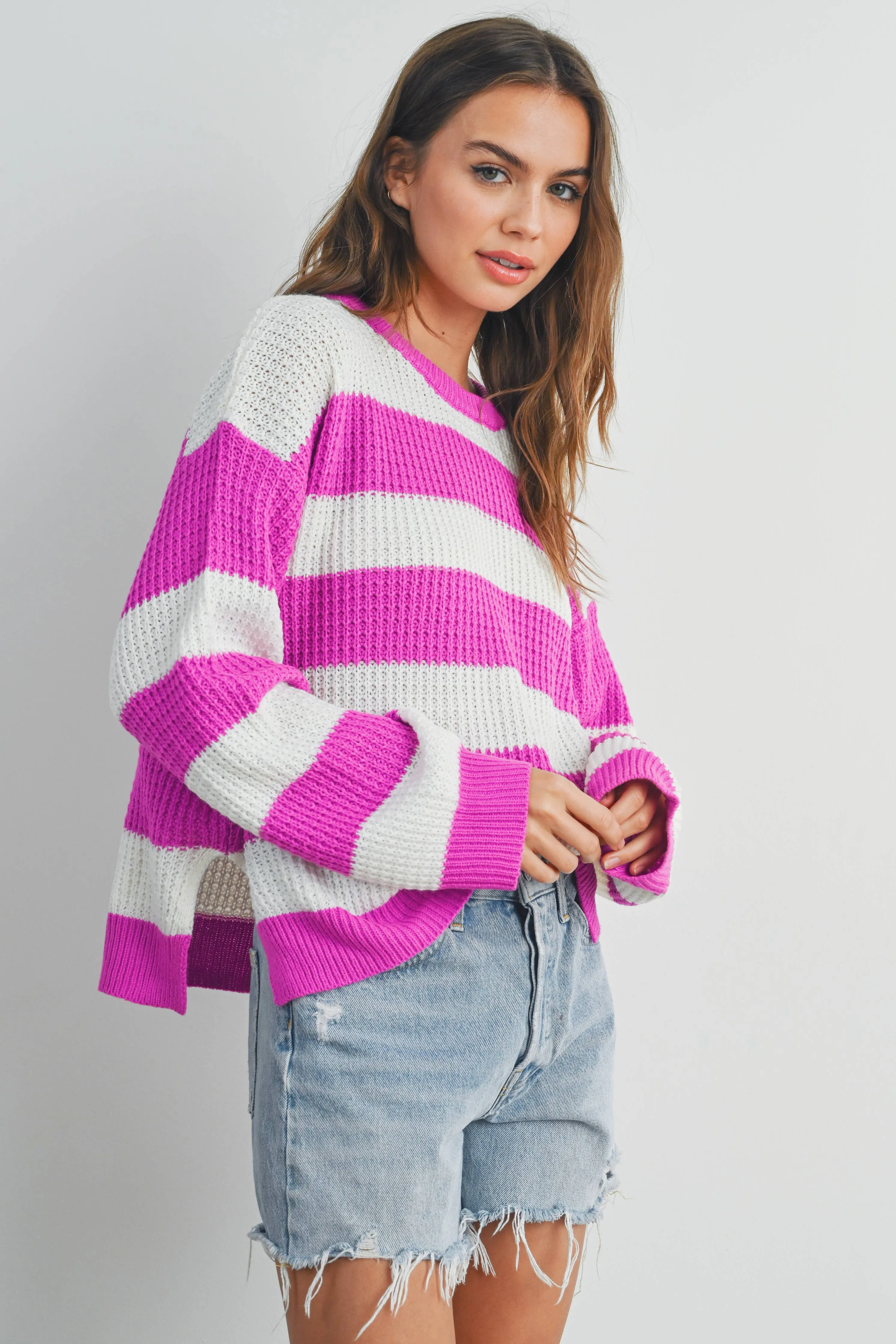 STRIPED ROUND NECK LONG SLEEVE SWEATER