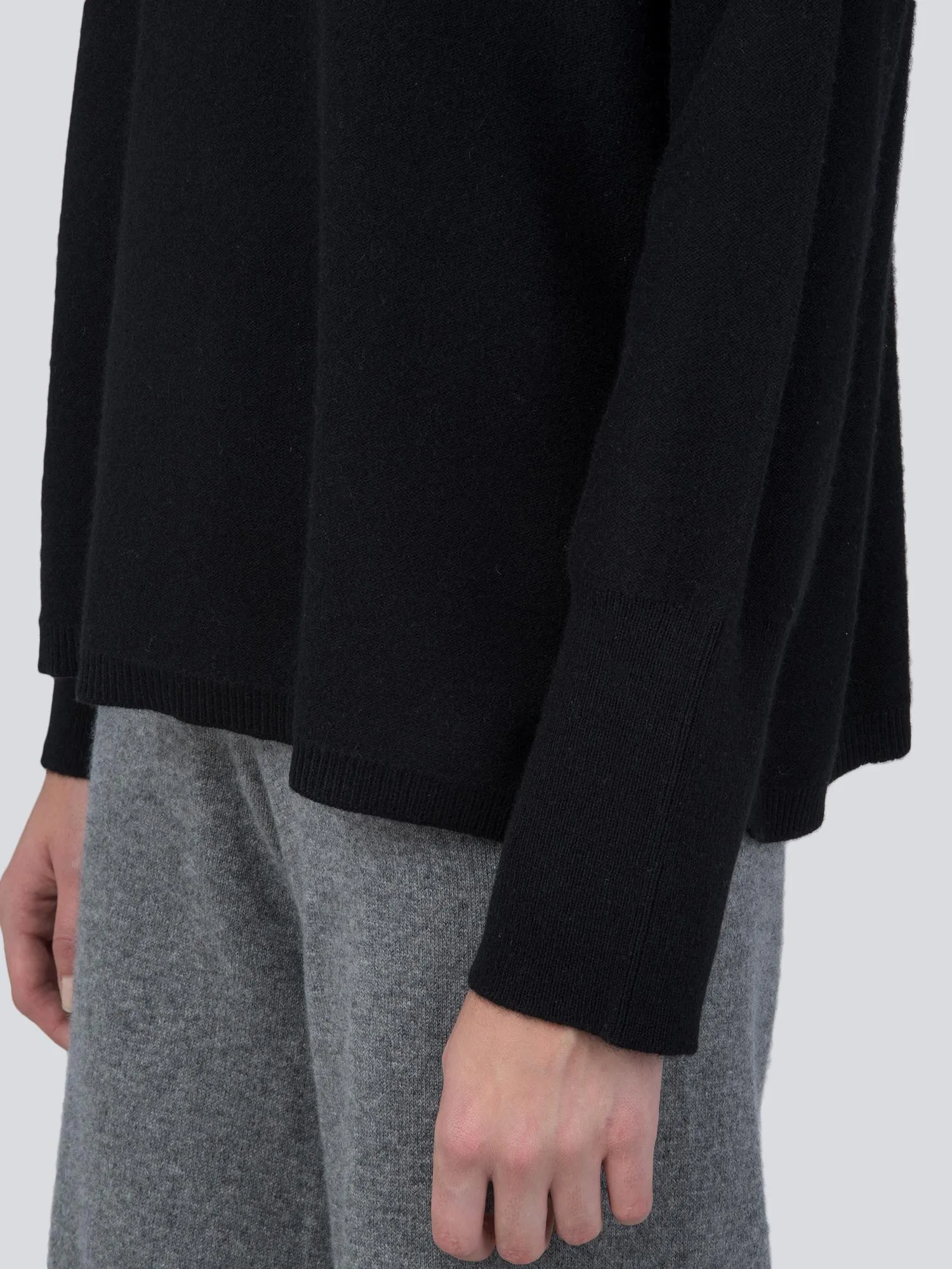 Turtleneck Loosefit Tunic_Black