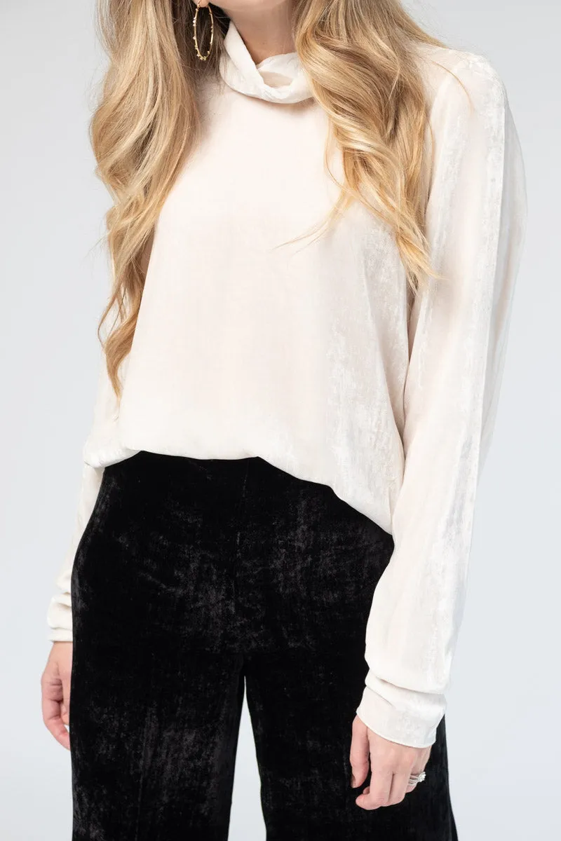 Velvet Turtleneck Top in Naturale