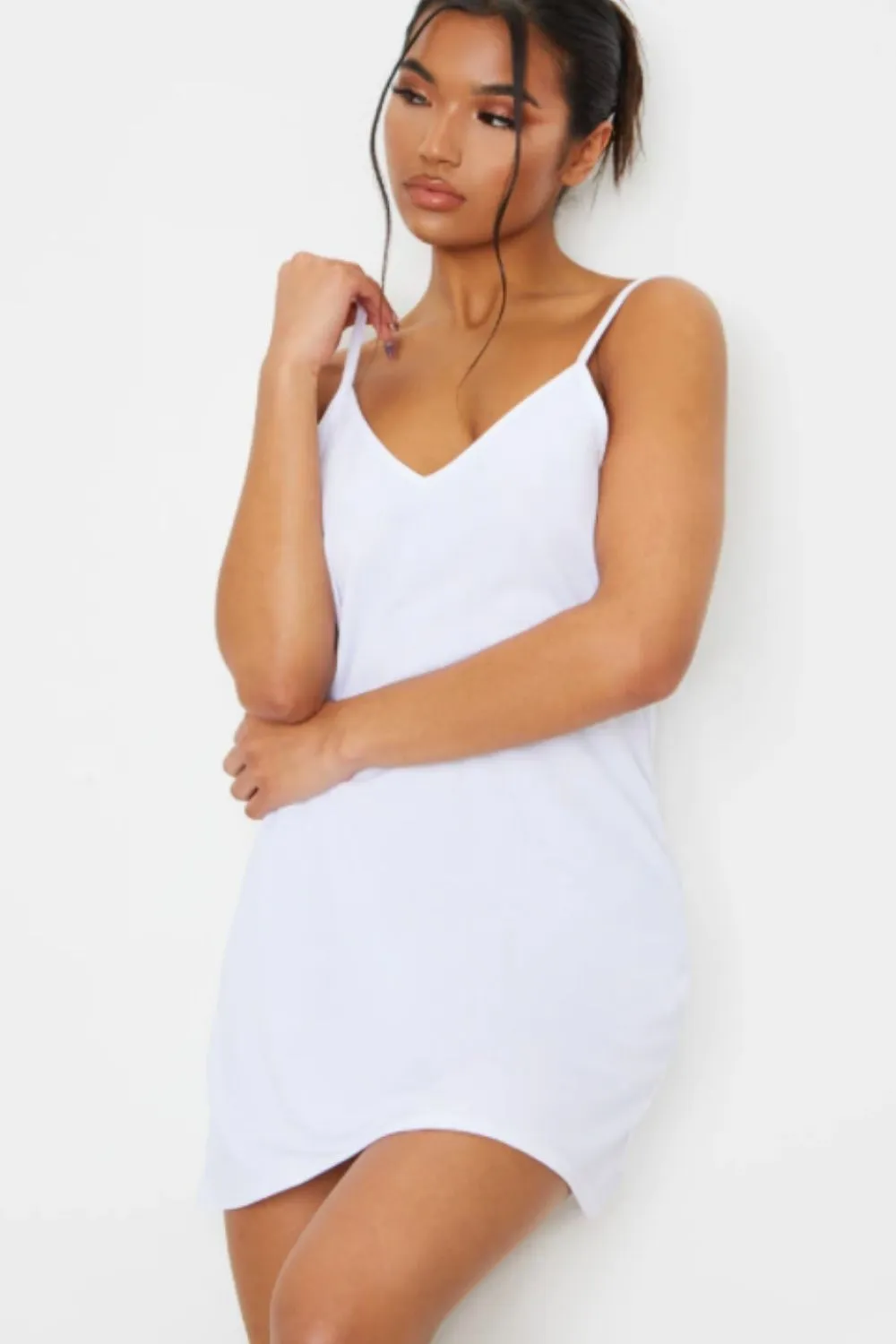 White V neck Sleevless Dress