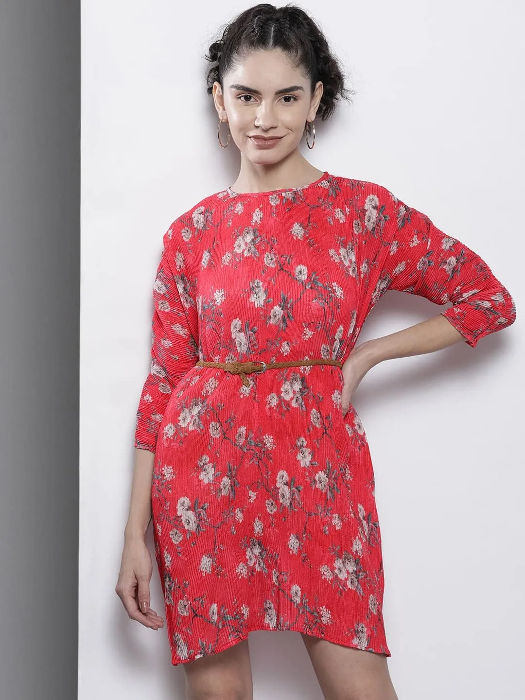 Women Red Floral Pleated Chinon Bodycon Dress